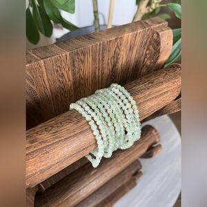 Faceted prehnite bracelet